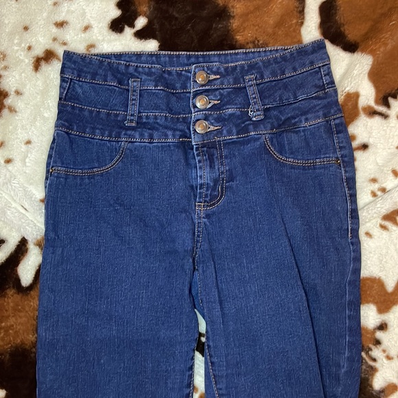 Three button high waisted jeans - Picture 2 of 6